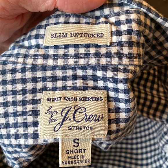 Men’s J. Crew size small slim untucked Oxford long sleeve button down shirt - Picture 3 of 6